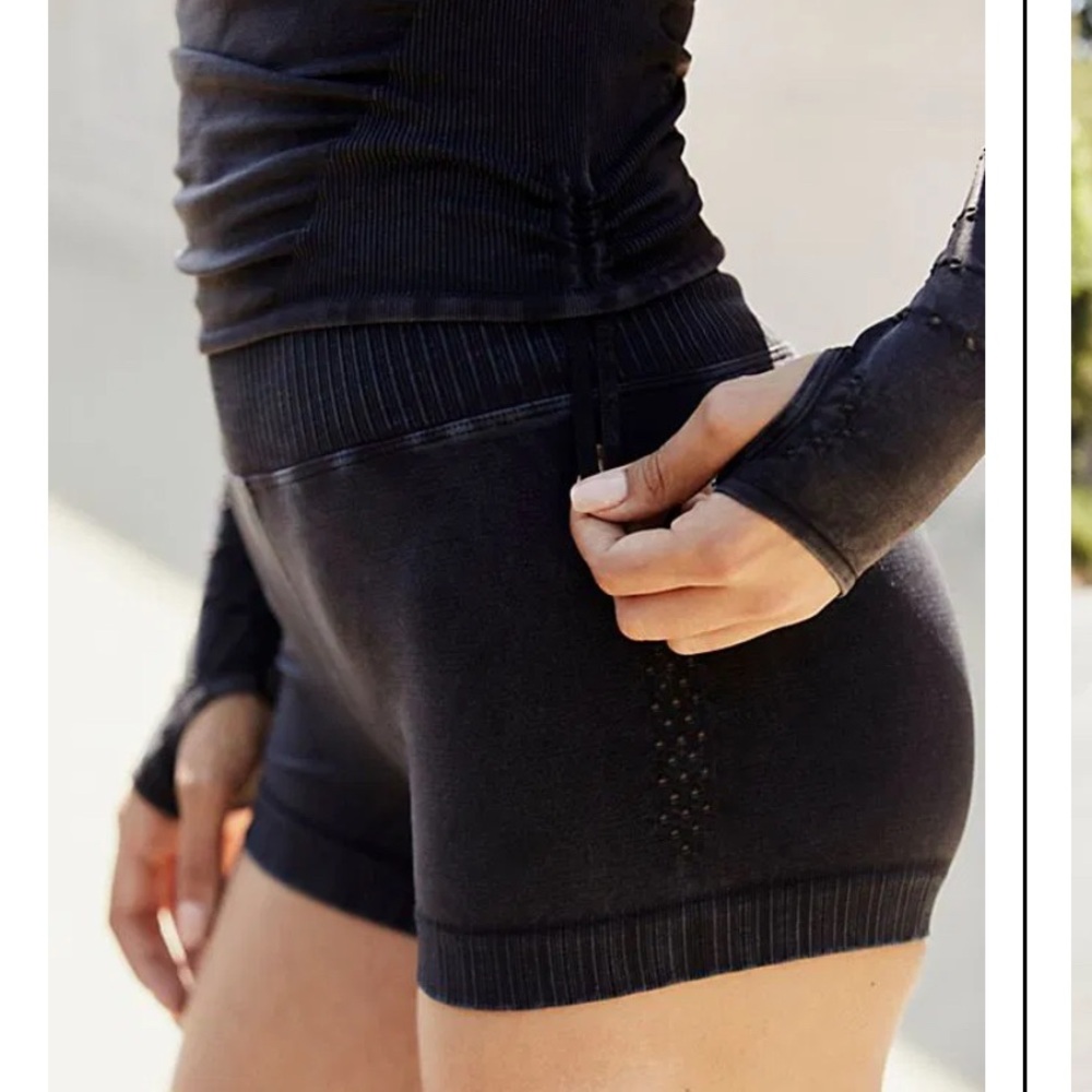 Free People Good Karma Hoodie, washed Black - Picture 2 of 5